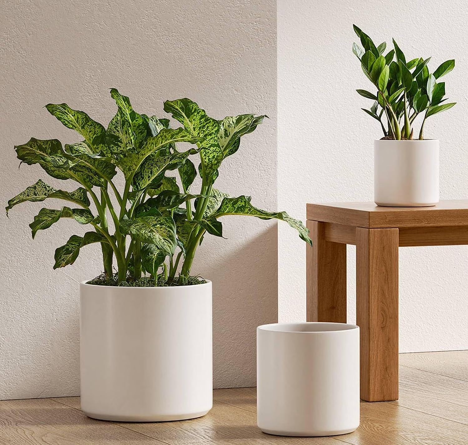 Set of 3 White Plant Pots with Drainage Holes & Plugs