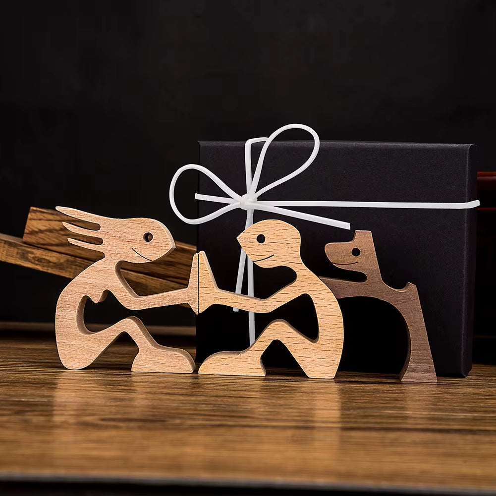 Wooden Couple Figurine Table Ornament 