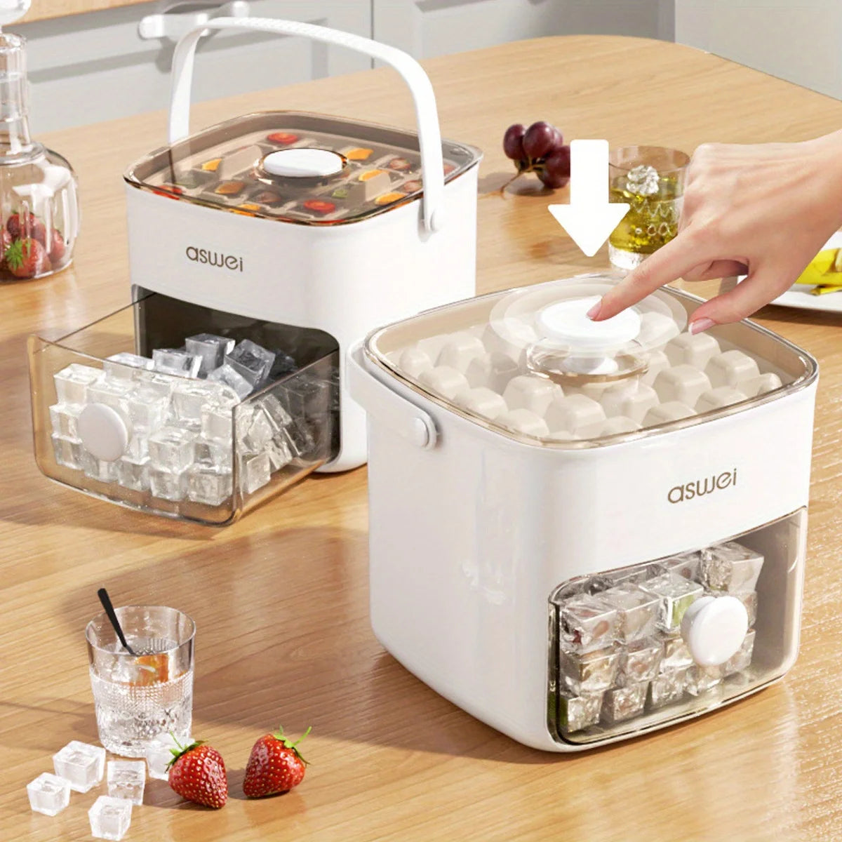 48-Grid Ice Cube Tray with Storage Compartment