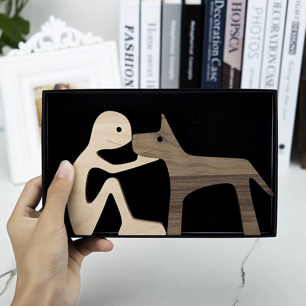Wooden Couple Figurine Table Ornament 