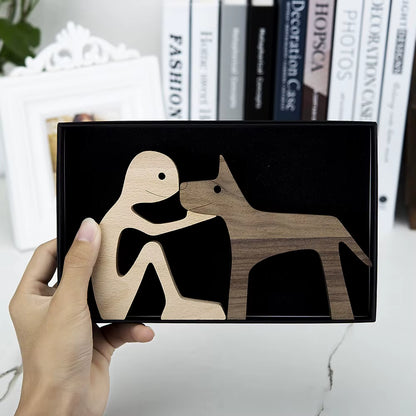 Wooden Couple Figurine Table Ornament 
