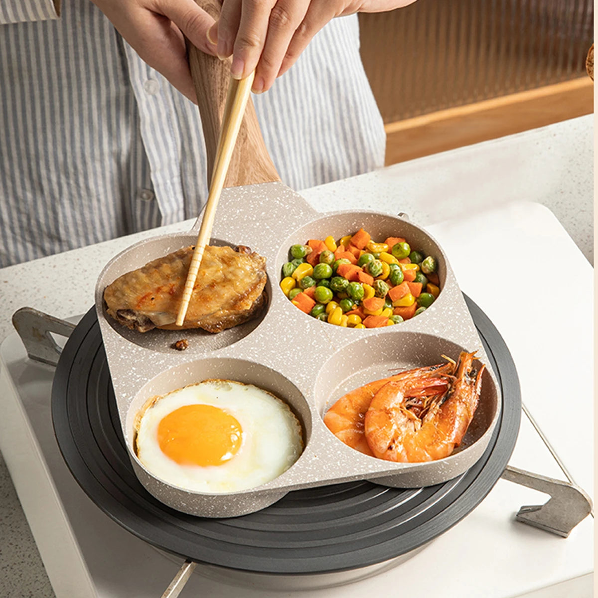 4-Hole Nonstick Omelet Pan